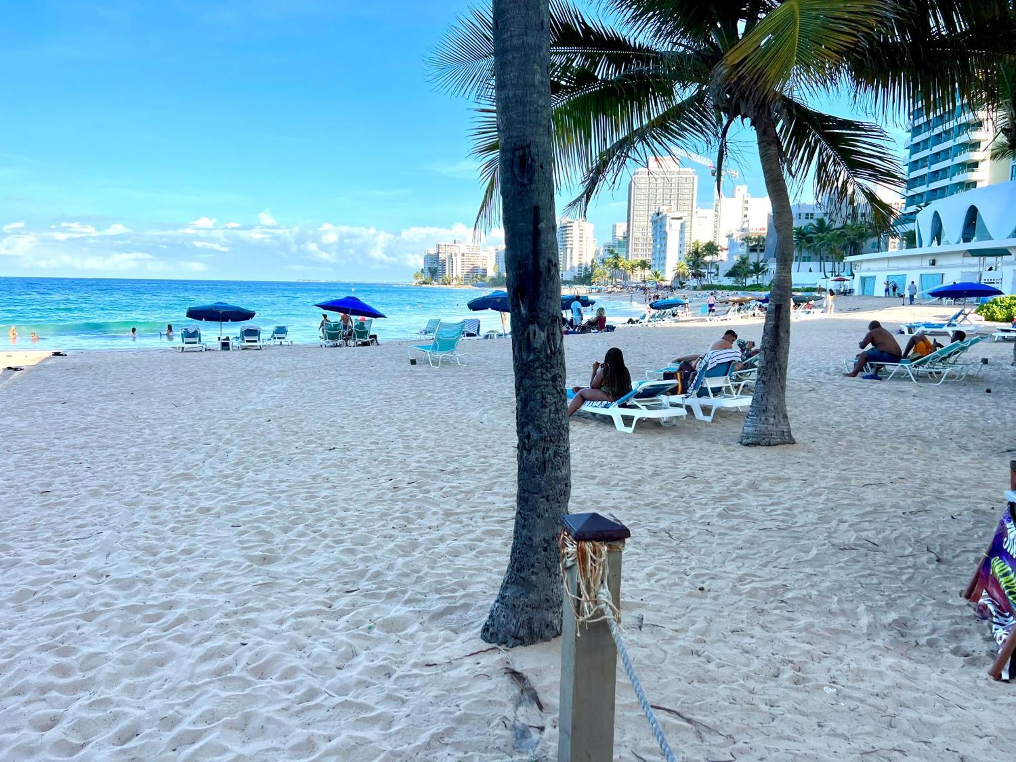 Condado Beachfront Tantra Apartment San Juan Buitenkant foto